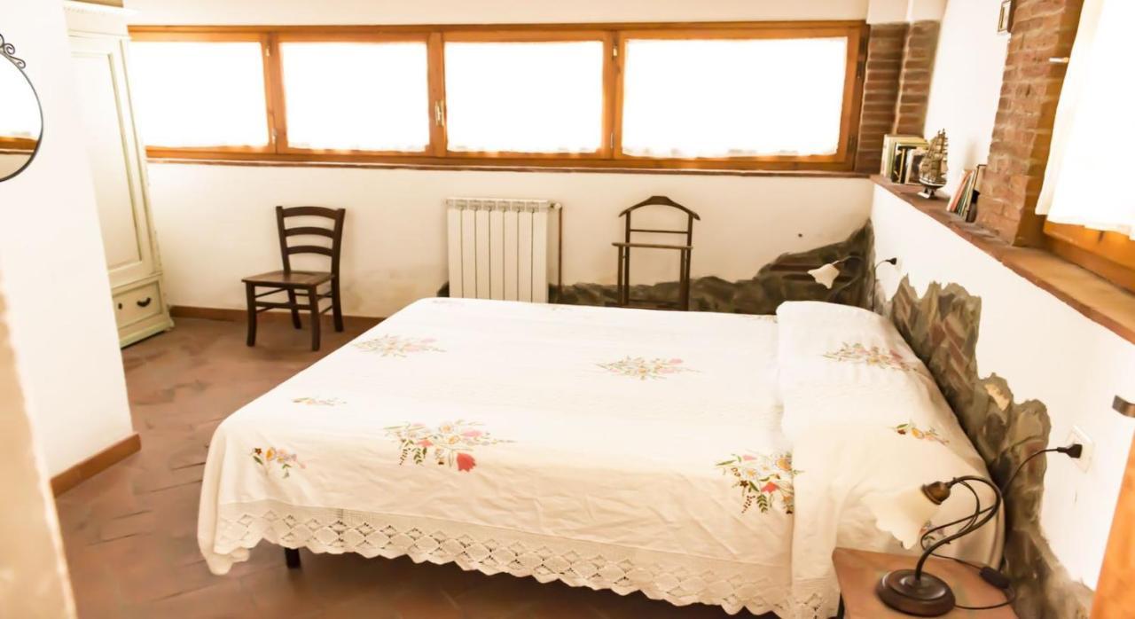 Bed and Breakfast Armonie Del Chianti L'Ugolino Экстерьер фото